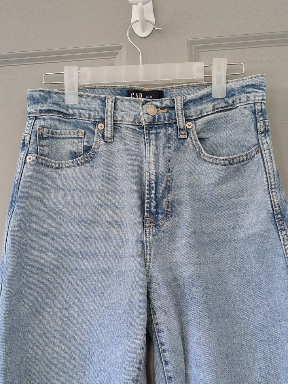 GAP High Rise Barrel Jeans - Picture 7 of 10